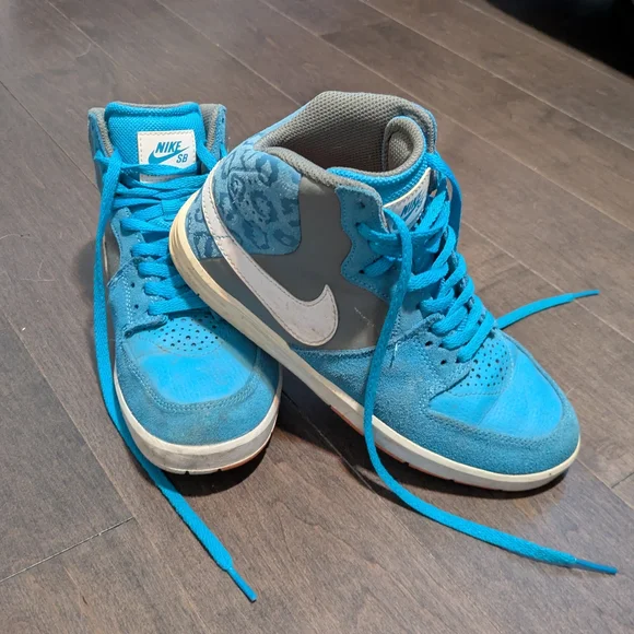 Nike Kids Blue High-Top Sneakers - Picture 5 of 10